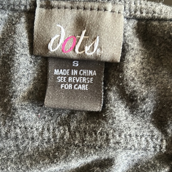 Dots heather gray sequin tank top. - Picture 10 of 11